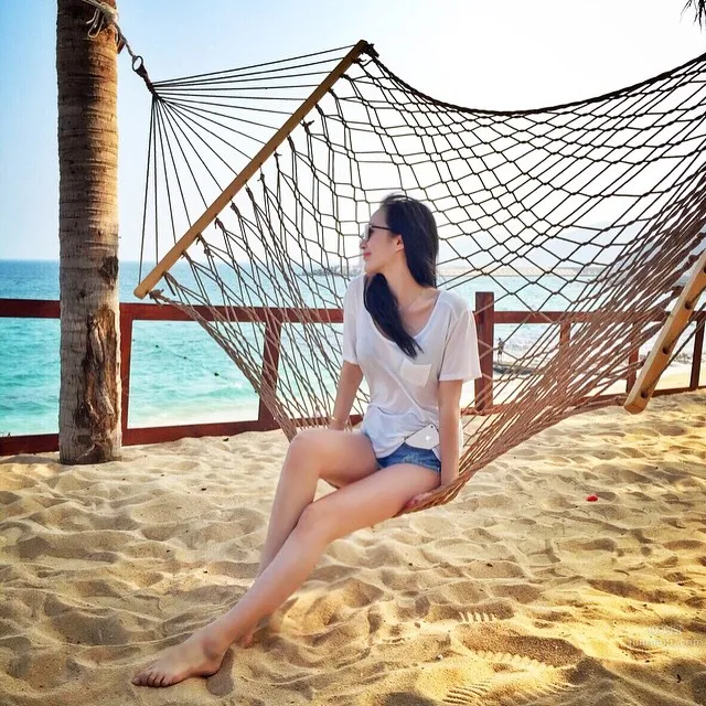 Misselvayy - Enviable E-Cup Curves and Fair-Skinned Beautiful Legs Beauty photo 23
