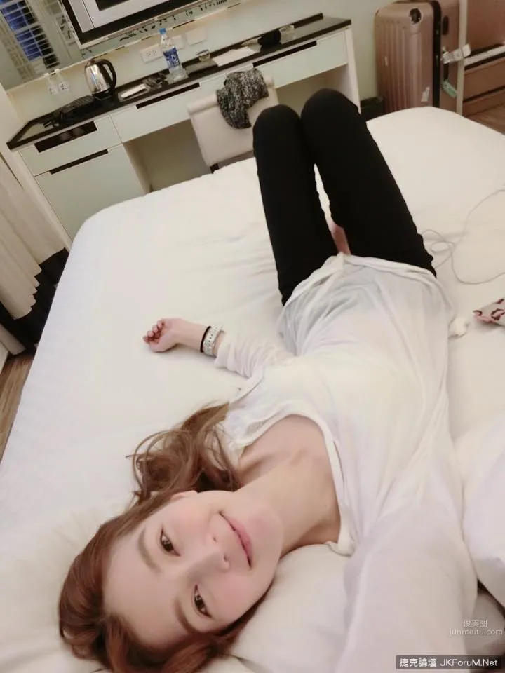 婷婷Usagi(蔡婷婷)- 海量私拍闺房美照爆出_23