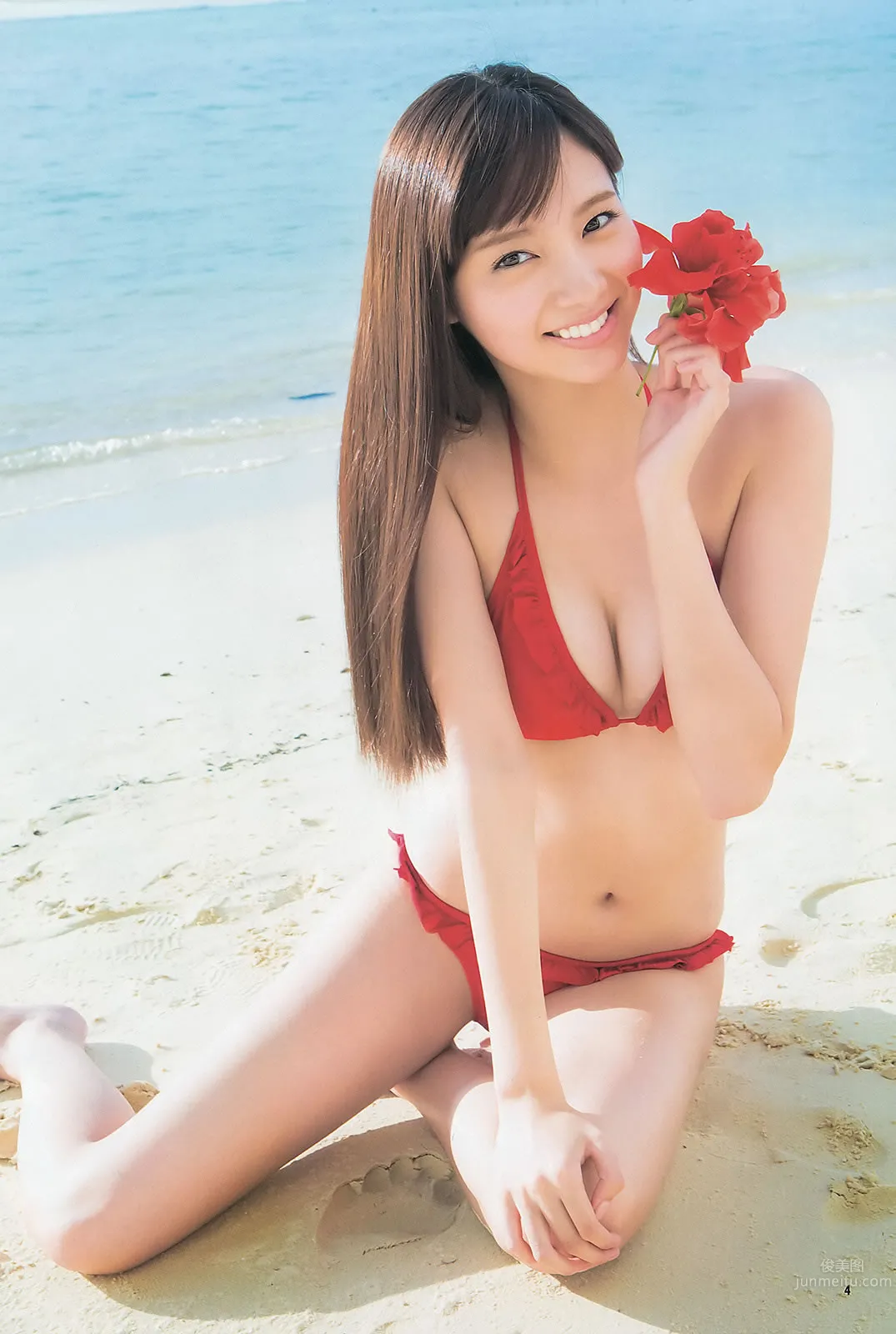 [Weekly Young Jump] 2013 No.44 45 新川优爱 志田友美 上西恵 山地まり_8