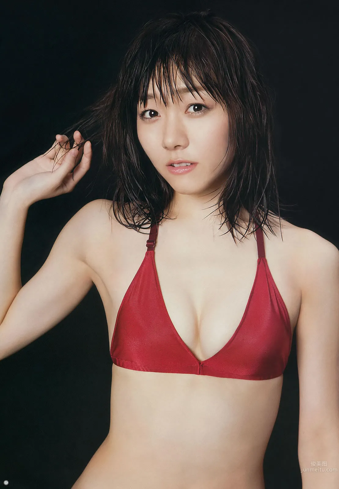 [Young Gangan] 2014 No.22 23 白間美瑠 安枝瞳 須田亜香裡 澤田夏生 小塚桃子 葉月ゆめ 金子栞 13