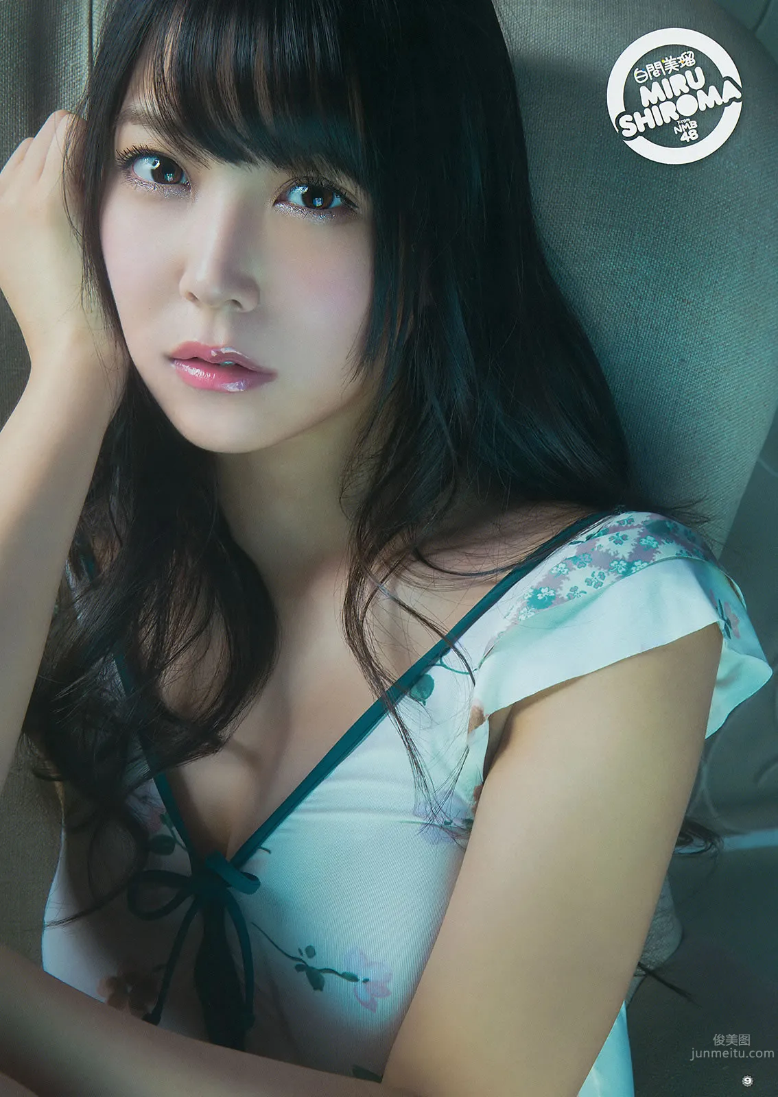 [Young Gangan] 2014 No.22 23 白間美瑠 安枝瞳 須田亜香裡 澤田夏生 小塚桃子 葉月ゆめ 金子栞 19