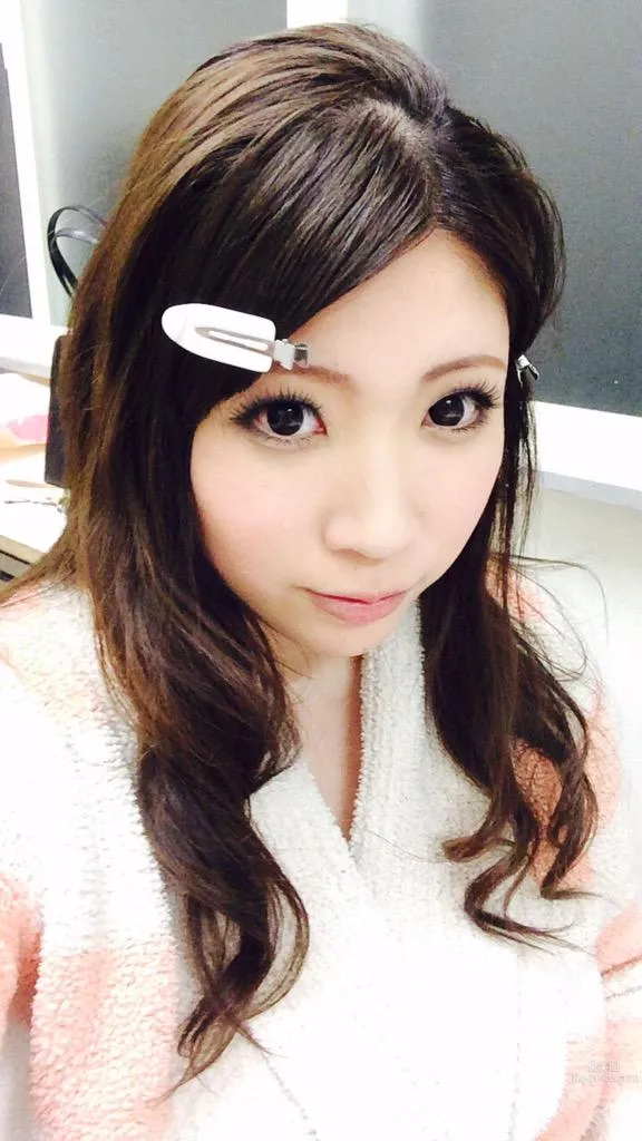 Chitose Saegusa: Twitter photo 15