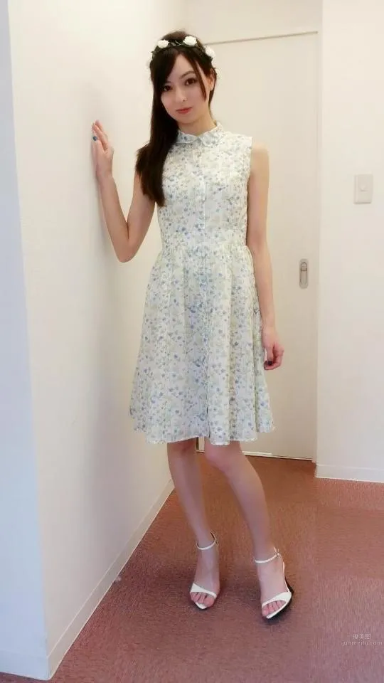 Karina Nishida - Mixed-Race Young Lady from America photo 12