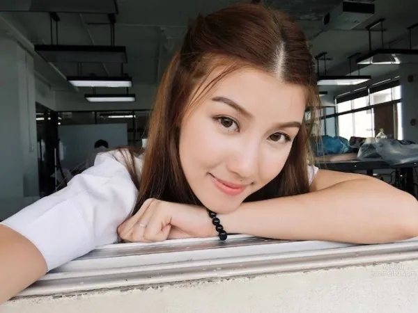 Ample(Chanidapha Phongphutthachart)- 臉蛋零死角的甜美正妹 4