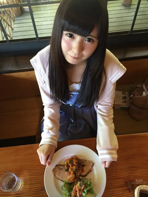 Yui Shimazaki (Yui Shimazaki), Playful Blog Private Photos photo 3