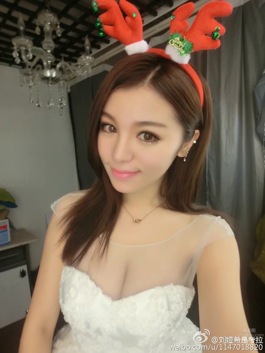 Liu Yaxi - Massive Private Photos photo 29