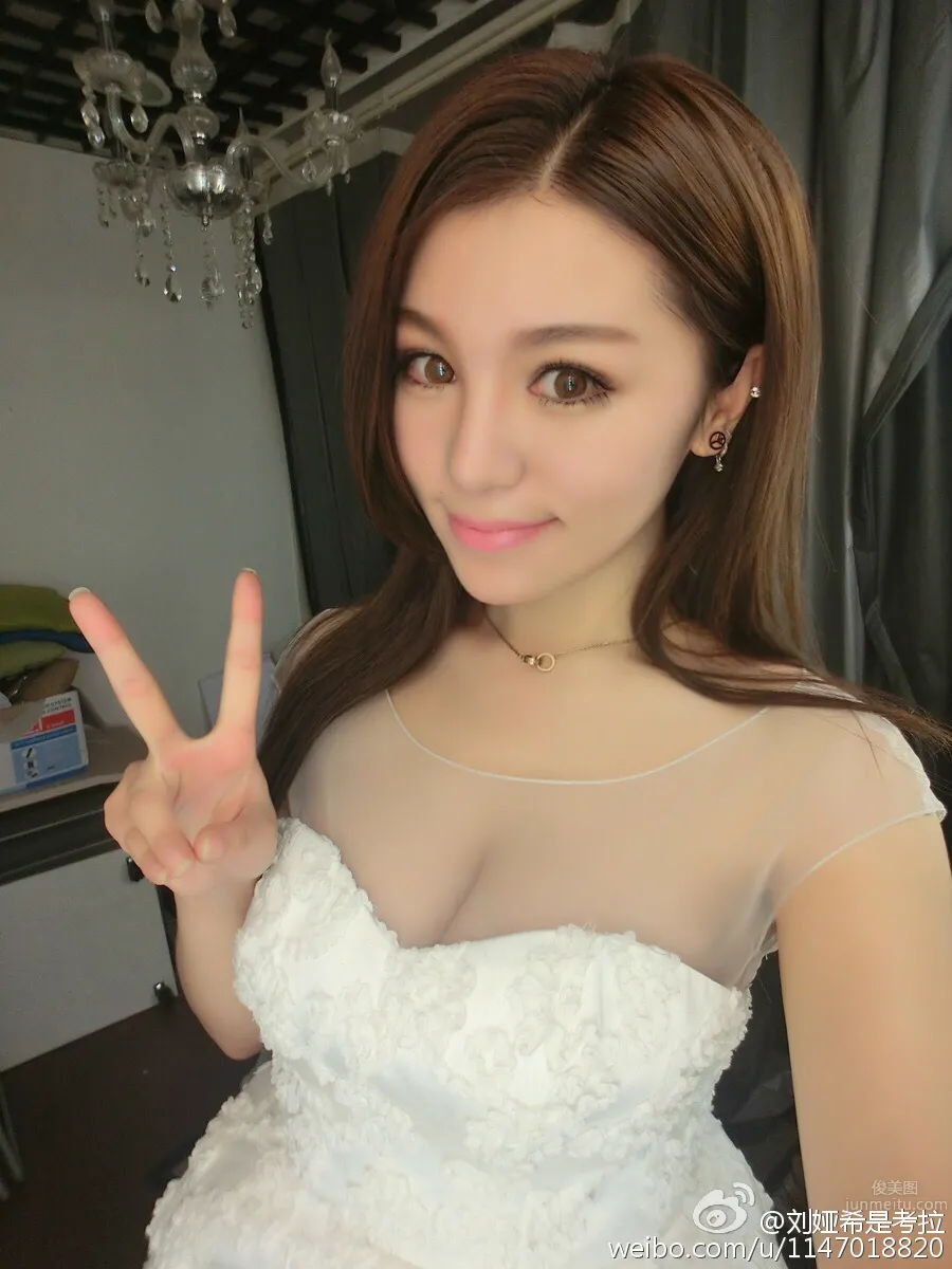Liu Yaxi - Massive Private Photos photo 26