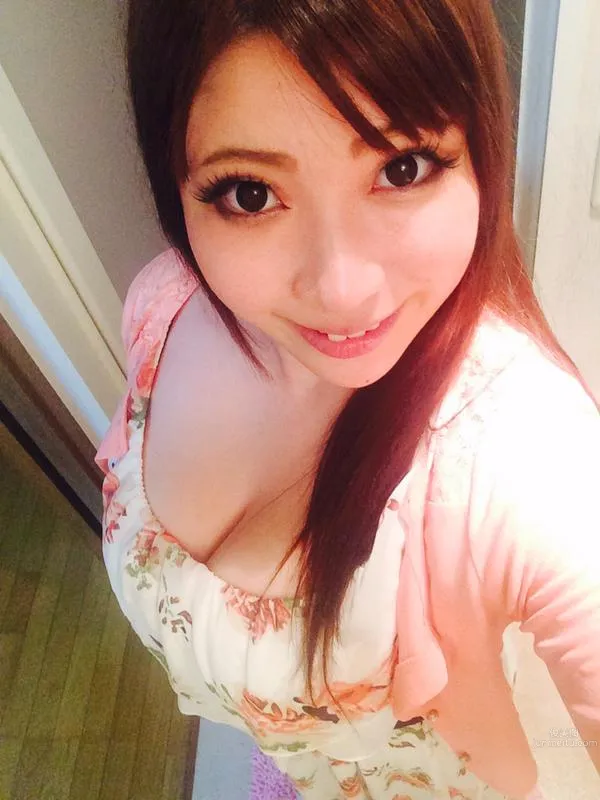 Chitose Saegusa: Twitter photo 2