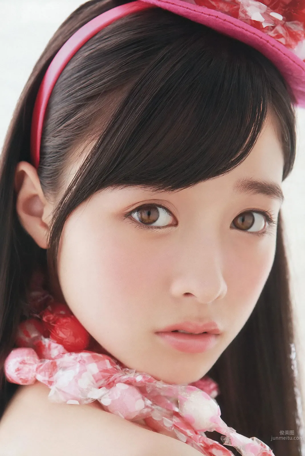 [Young Animal] 2014 No.15 16 桥本环奈 秋山美穂 松井珠理奈 二村春香 竹内舞 古畑奈和 松村香织_9