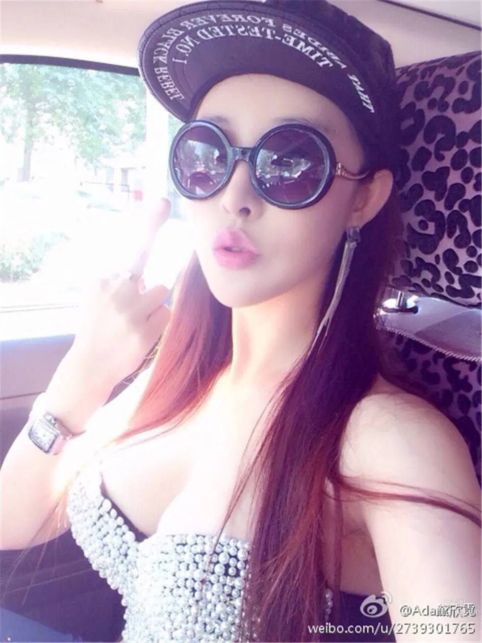 Dai Xinni - Sexy Beauty Hot Figure Explosive Photos photo 54