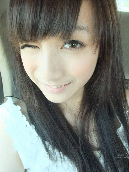 Duan Jingle, Hiding a Fierce Feeling photo 24