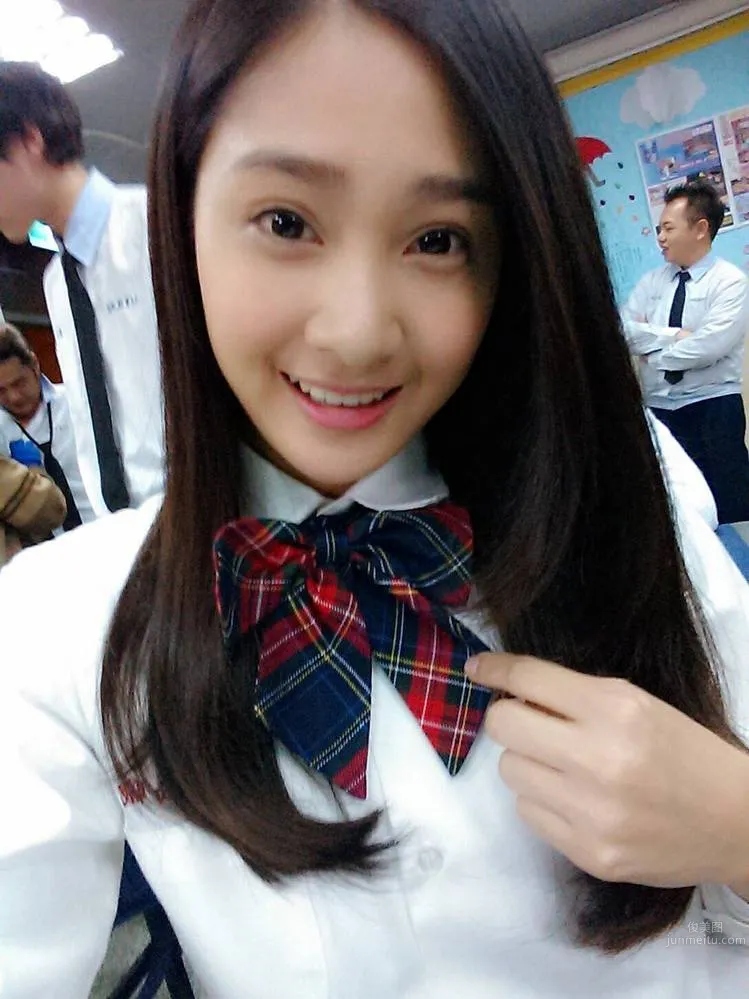 Mia Chiu - Sweet Beauty's Sunny Smile Melts Hearts photo 13