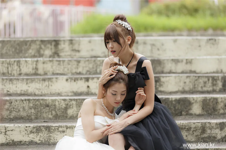 韩国车模女神李恩慧 黑色天使写真_3