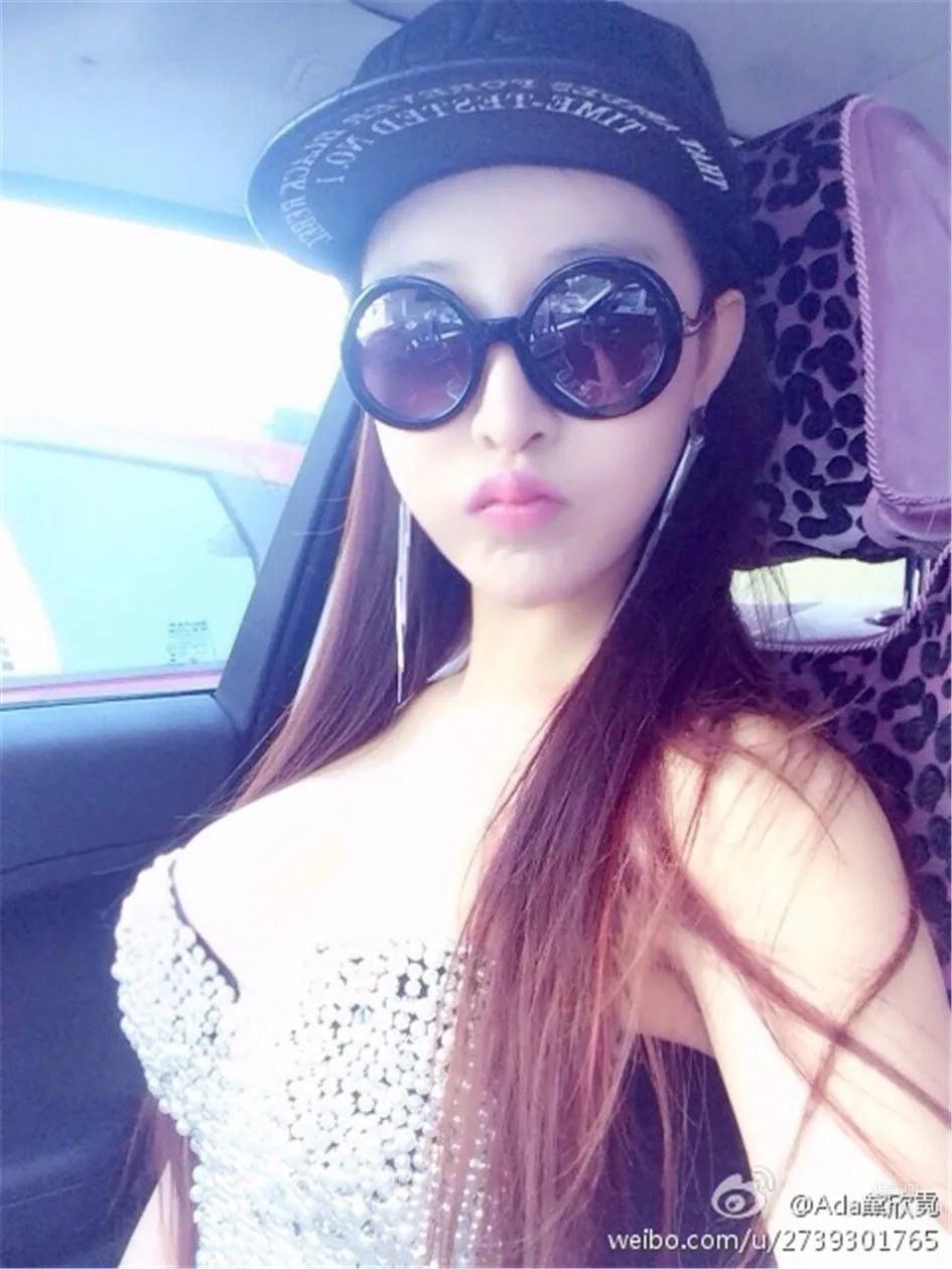 Dai Xinni - Sexy Beauty Hot Figure Explosive Photos photo 50