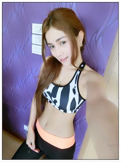 Pattaratida Suradechawong: Model photo 2
