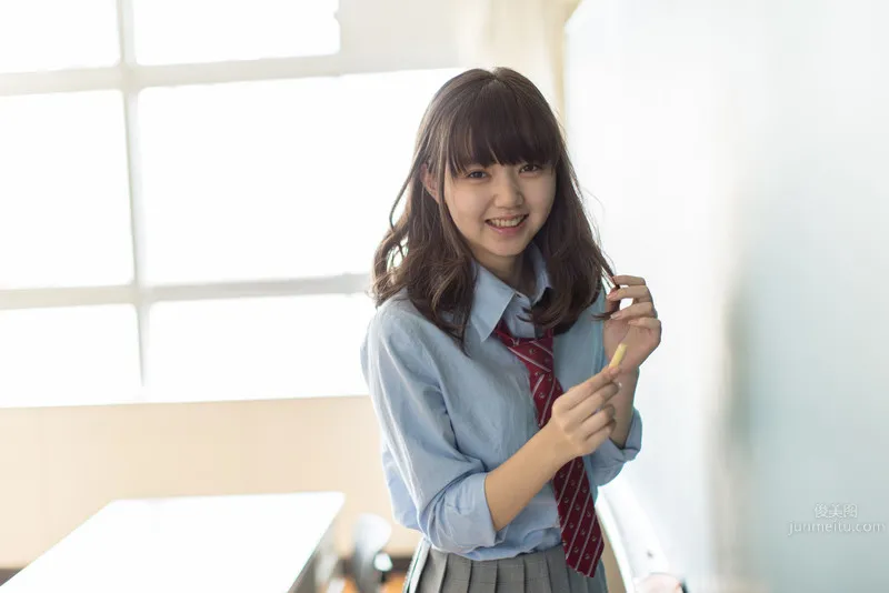 Manami Enosawa - New Generation Beautiful Legs Beauty photo 4