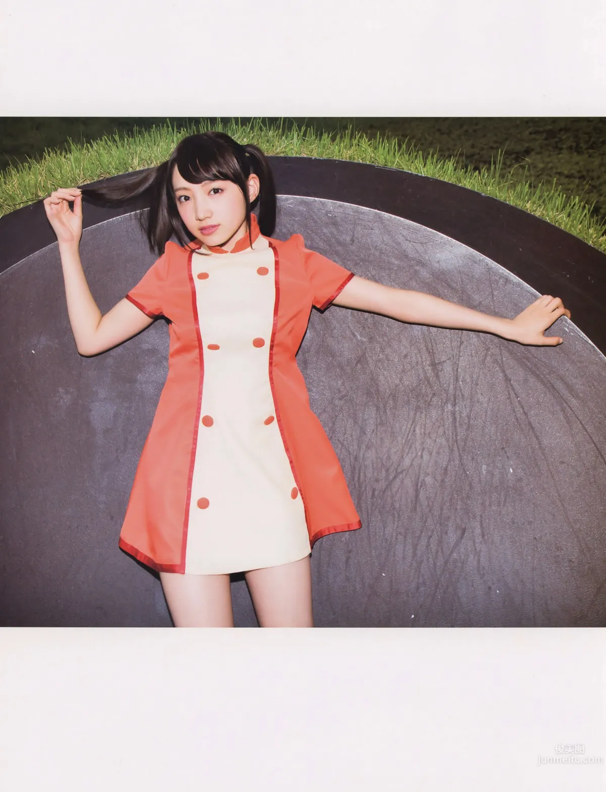 [UTB] Plus 2014.09 vol.21 山本彩 高柳明音 宮脇咲良 高橋朱里 太田夢莉_24