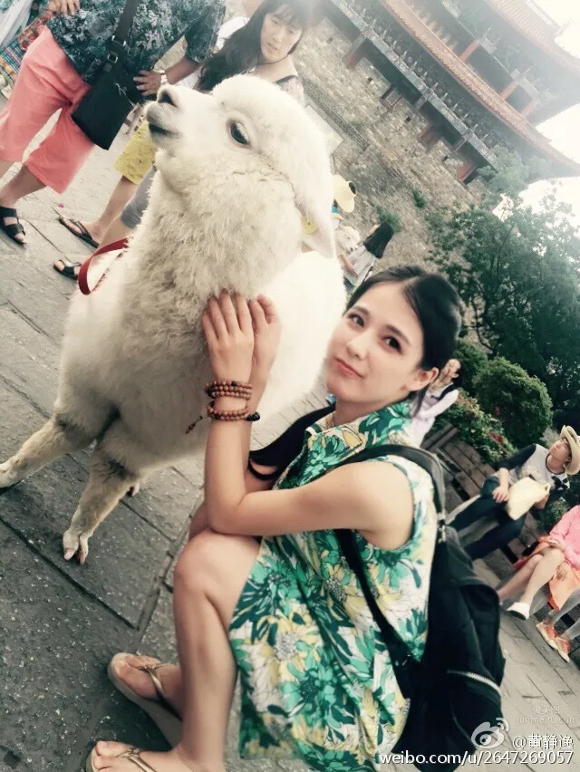 Huang Jingyi, Huazhong University of Science and Technology Goddess Campus Beauty Private Shoot photo 25