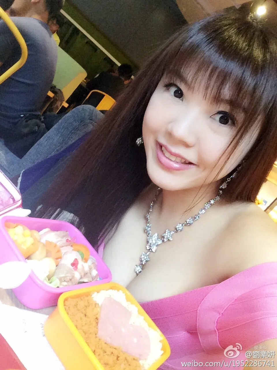 Fanny Liu - Proud of H-Cup Breasts photo 32