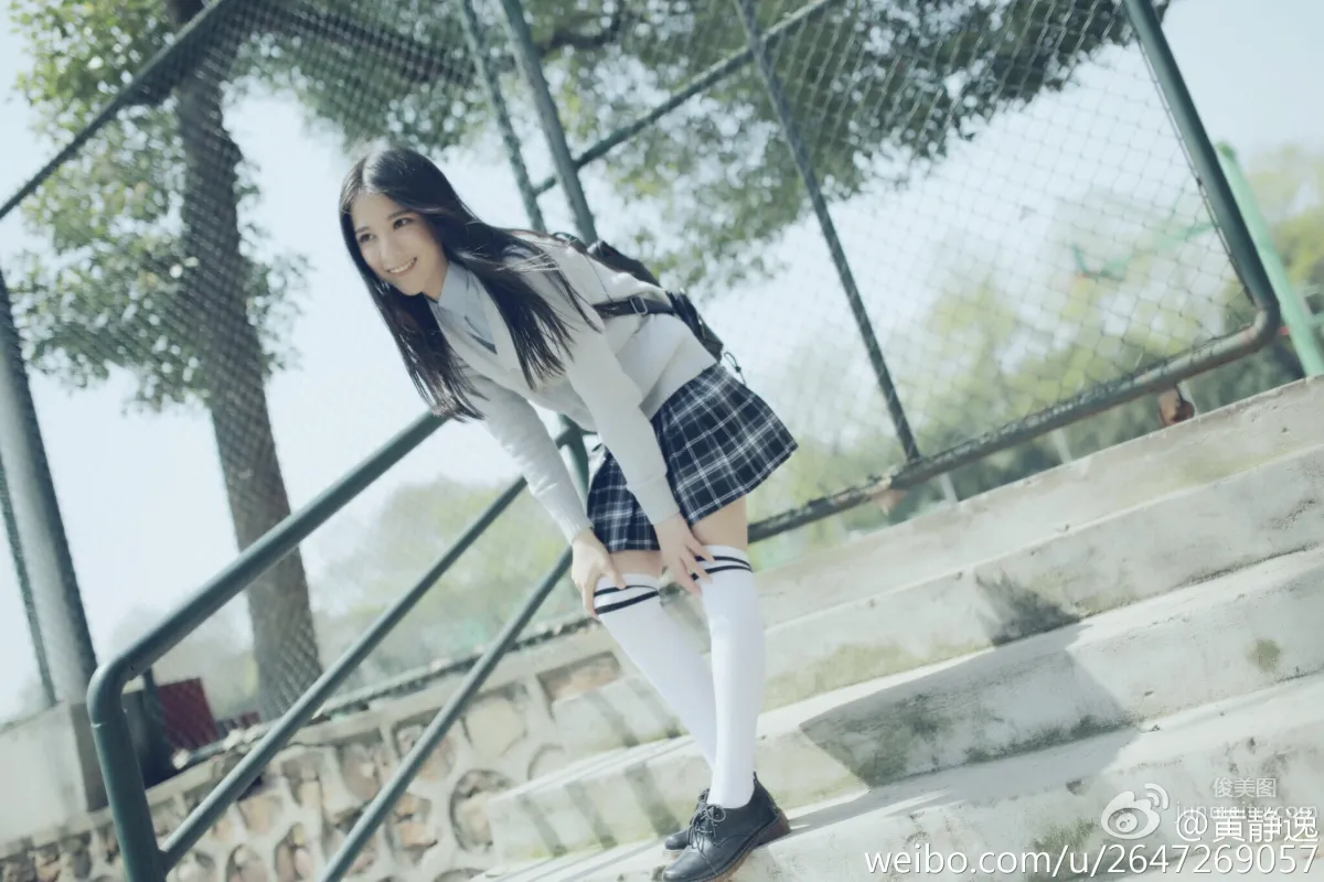 Huang Jingyi, Huazhong University of Science and Technology Goddess Campus Beauty Private Shoot photo 8