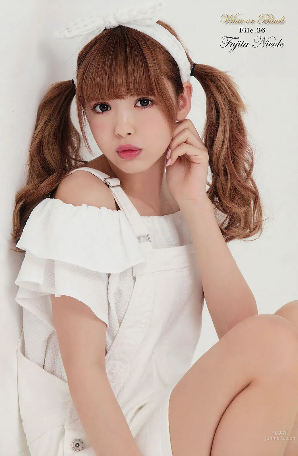 [Young King] 2015 No.13 柳ゆり菜 藤田 ニコル 石川恋 川井优沙_13
