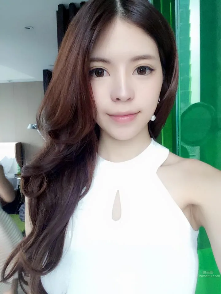 Que Yiying: Ying- S photo 9