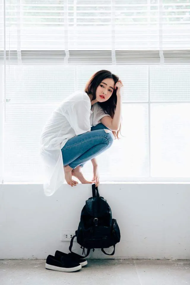 Hana Lin - Baby Face Beauty with Cute Looks and Amazing Big Bust photo 4