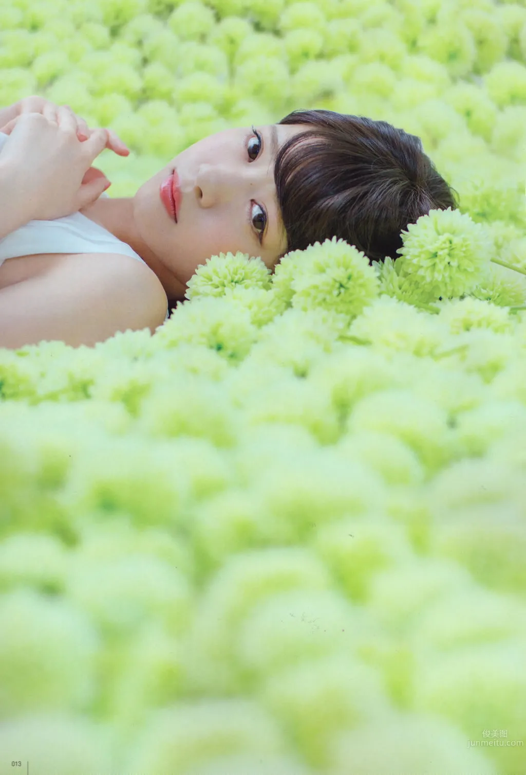 [UTB] 2015.05 西野七瀬 高柳明音 込山榛香 伊藤万理華 鞘師里保 鈴木愛理 岡井千聖 + 别册付録 白石麻衣 中元日芽香 深川麻衣 和田まあやの_4