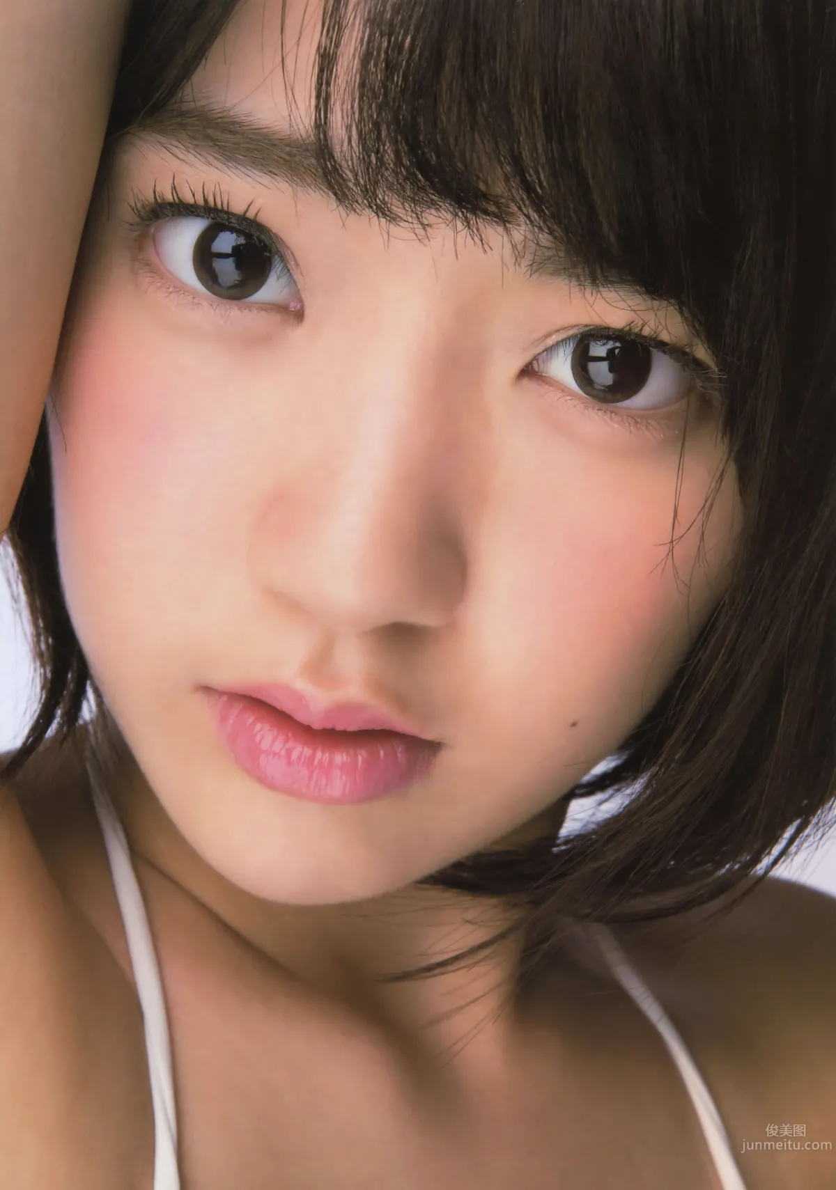 [UTB] Plus 2014.09 vol.21 山本彩 高柳明音 宮脇咲良 高橋朱里 太田夢莉_22