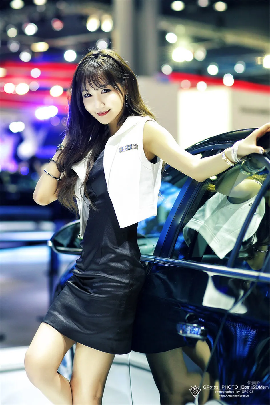 2015韩国车展 靓丽车模赵曹晁_46