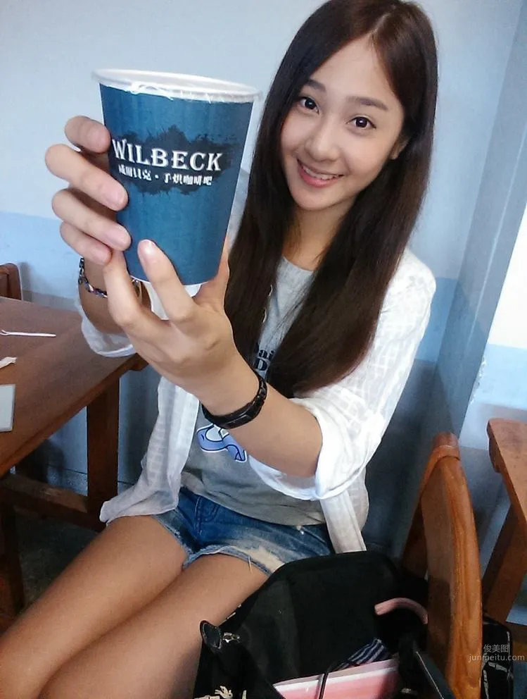Mia Chiu - Sweet Beauty's Sunny Smile Melts Hearts photo 15