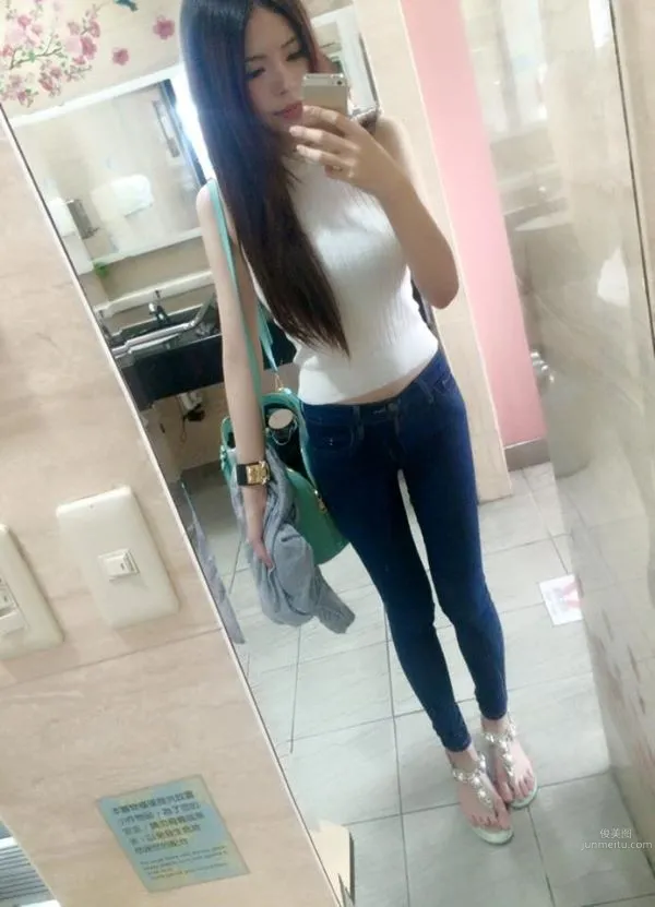 Que Yiying: Ying- S photo 3