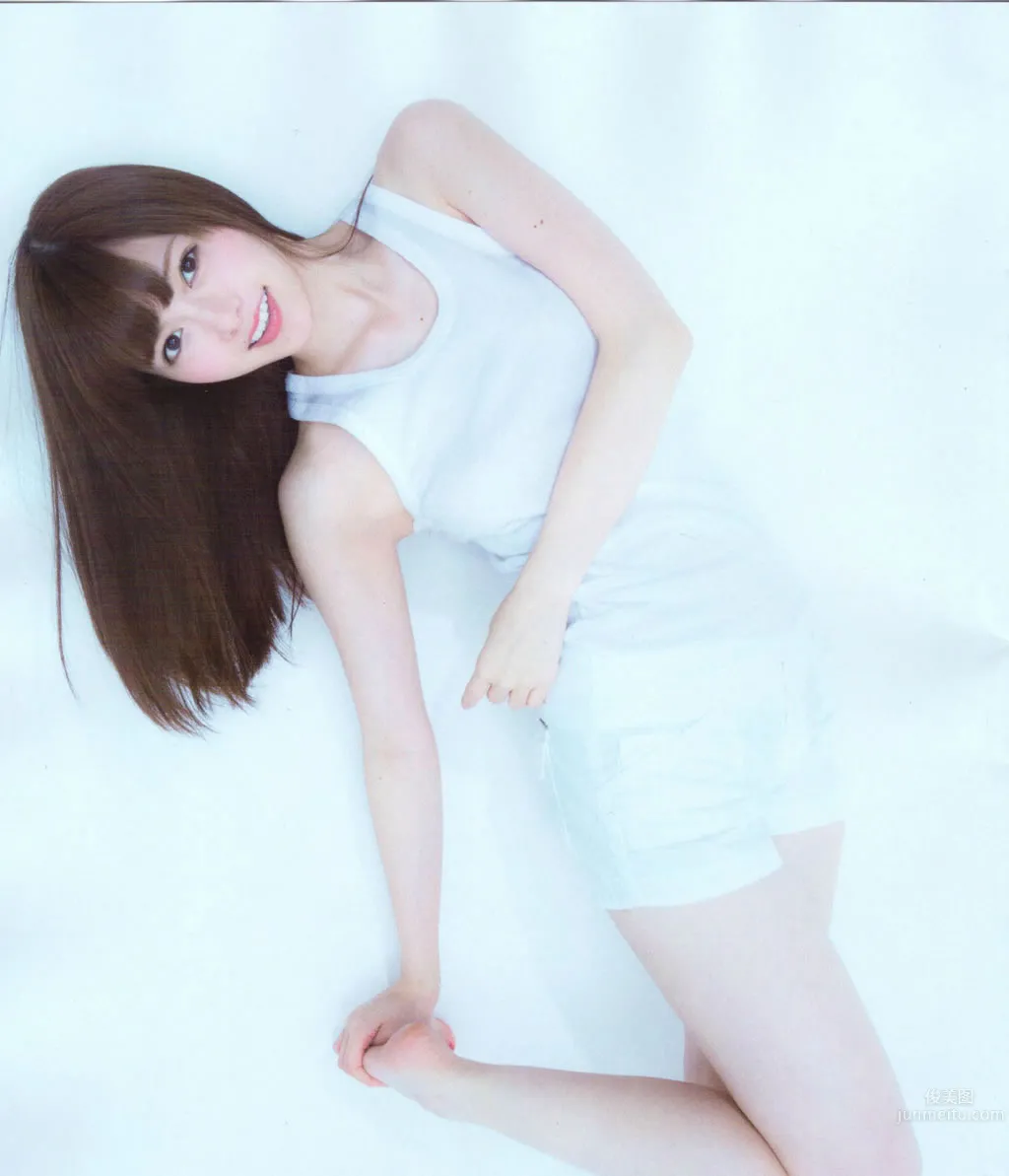 [UTB] 2015.05 西野七瀬 高柳明音 込山榛香 伊藤万理華 鞘師里保 鈴木愛理 岡井千聖 + 别册付録 白石麻衣 中元日芽香 深川麻衣 和田まあやの_90