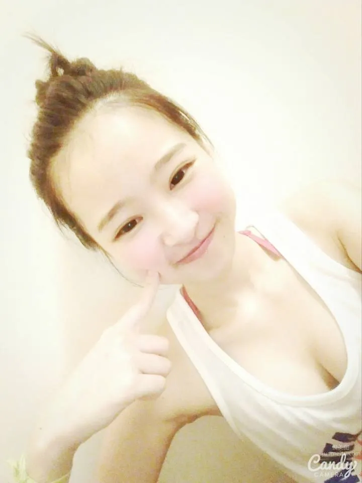 Hana Lin - Baby Face Beauty with Cute Looks and Amazing Big Bust photo 11