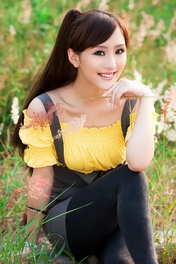 Dada Chan, Fruit Paradise Bust Goddess Hot Photo photo 20