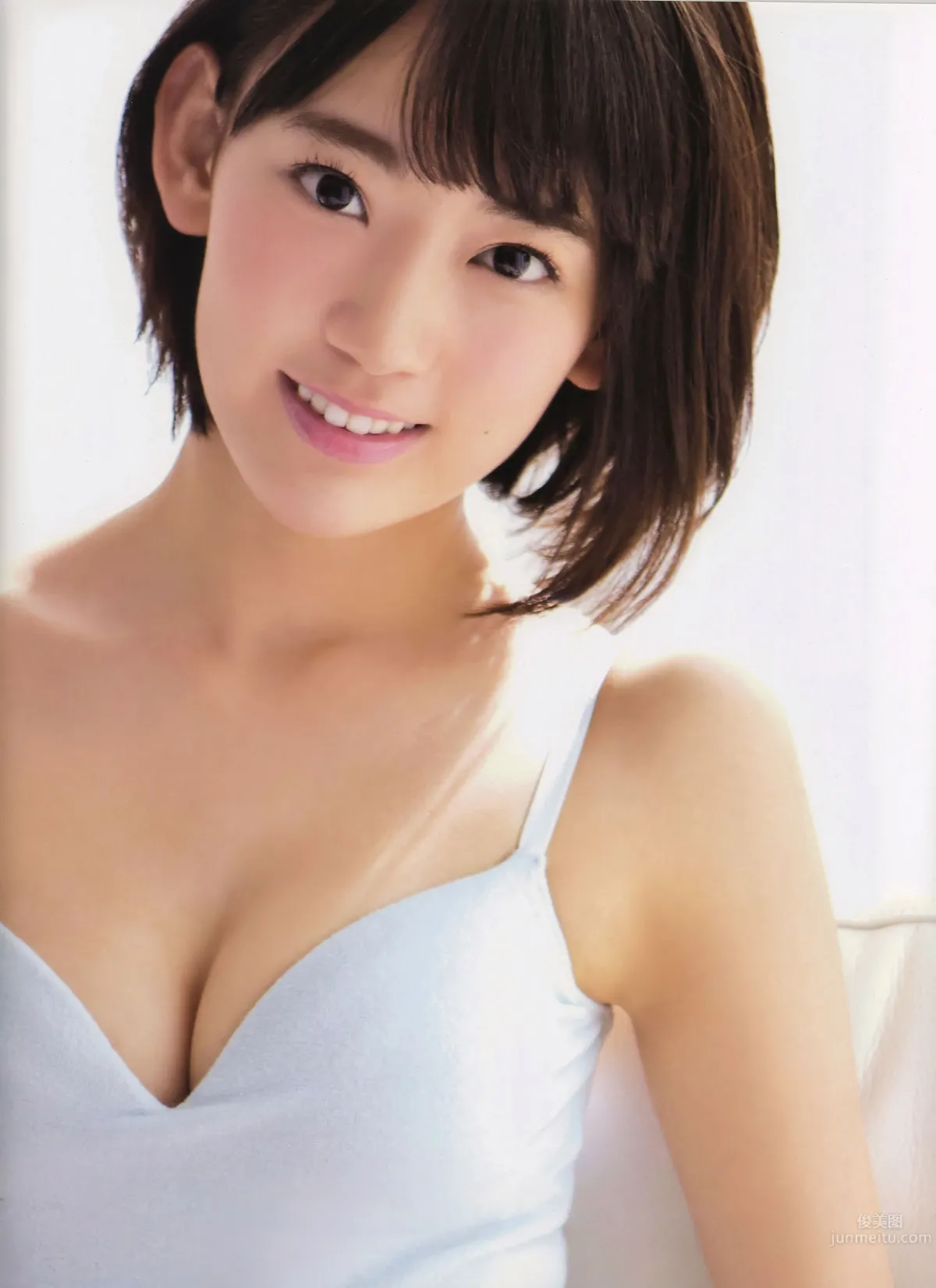 [UTB] Plus 2014.09 vol.21 山本彩 高柳明音 宮脇咲良 高橋朱里 太田夢莉_23