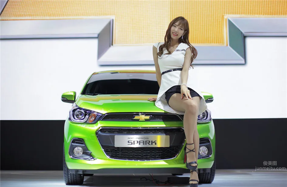 2015韓國國際車展長腿車模姜敏京 28