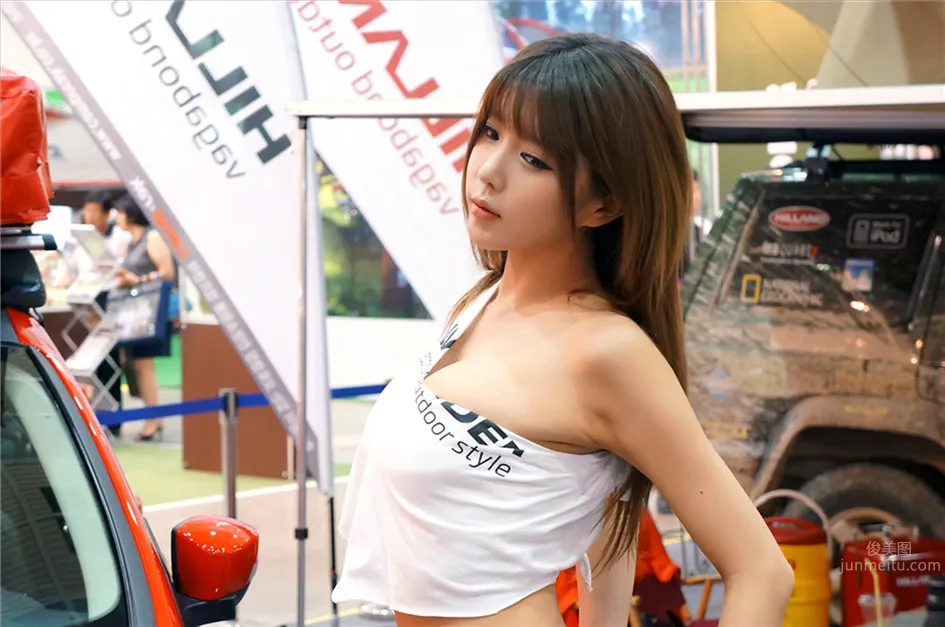 Korean Super Car Model Heo Yun Mi Beautiful Pictures photo 74