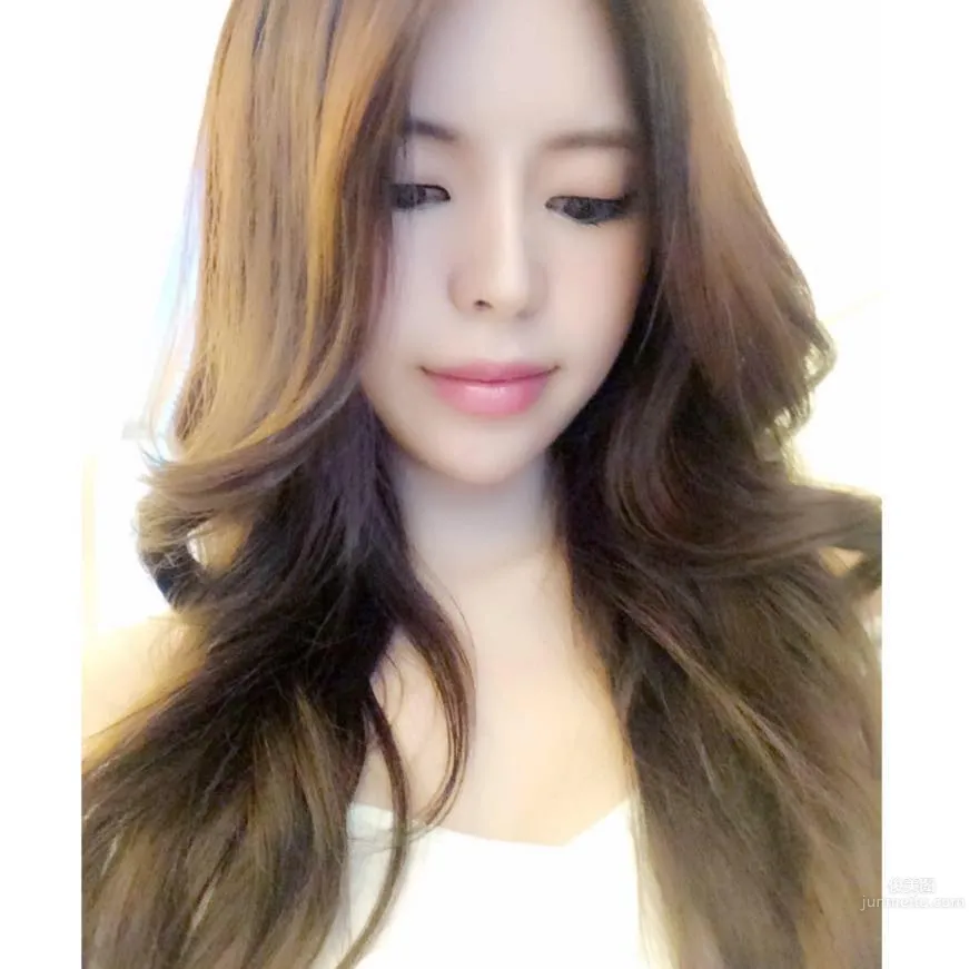 Que Yiying: Ying- S photo 7