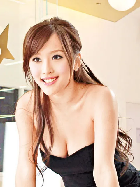 Dada Chan, Fruit Paradise Bust Goddess Hot Photo photo 26