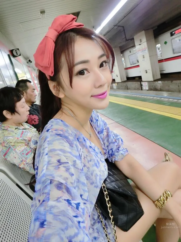 Qian Honglin (Mrs. Qian) - 34D Hot Life Photo Selection photo 10