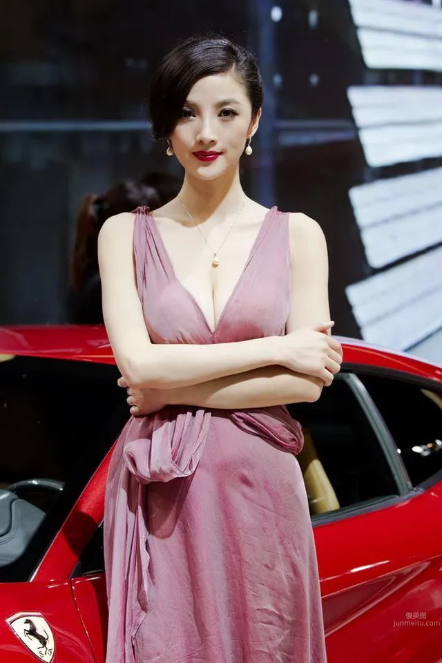 章佳怡- 新一代性感車模小天後 69