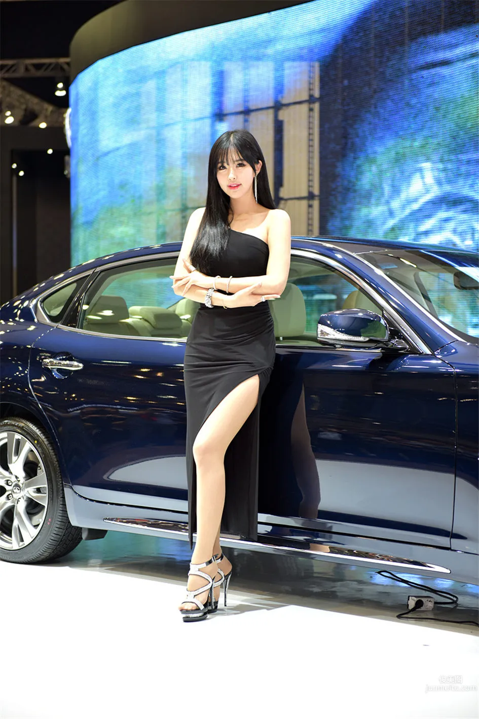 2015韩国国际车展气质美女崔星河_43