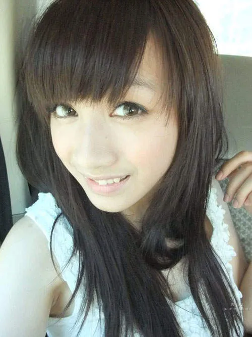 Duan Jingle, Hiding a Fierce Feeling photo 25