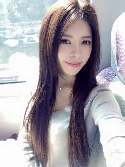 Que Yiying: Ying- S photo 21
