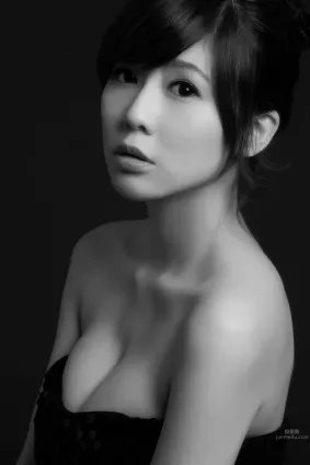 藍妍甯(藍筠築)- 童顔萌系貓娘～