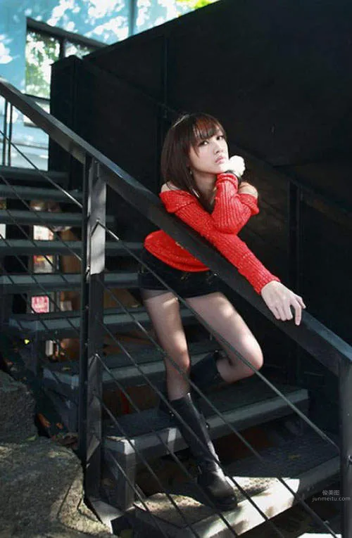 Duan Jingle, Hiding a Fierce Feeling photo 15
