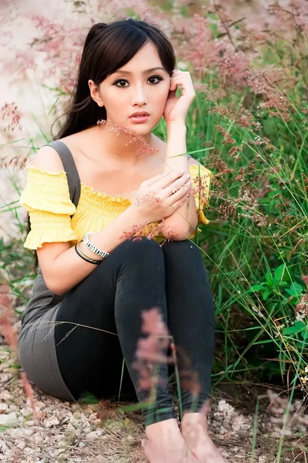 Dada Chan, Fruit Paradise Bust Goddess Hot Photo photo 18