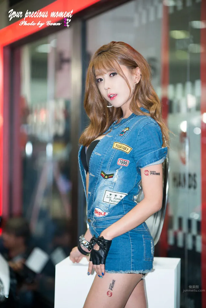 Korean Sexy Car Model Heo Yun Mi Cute Photos photo 11