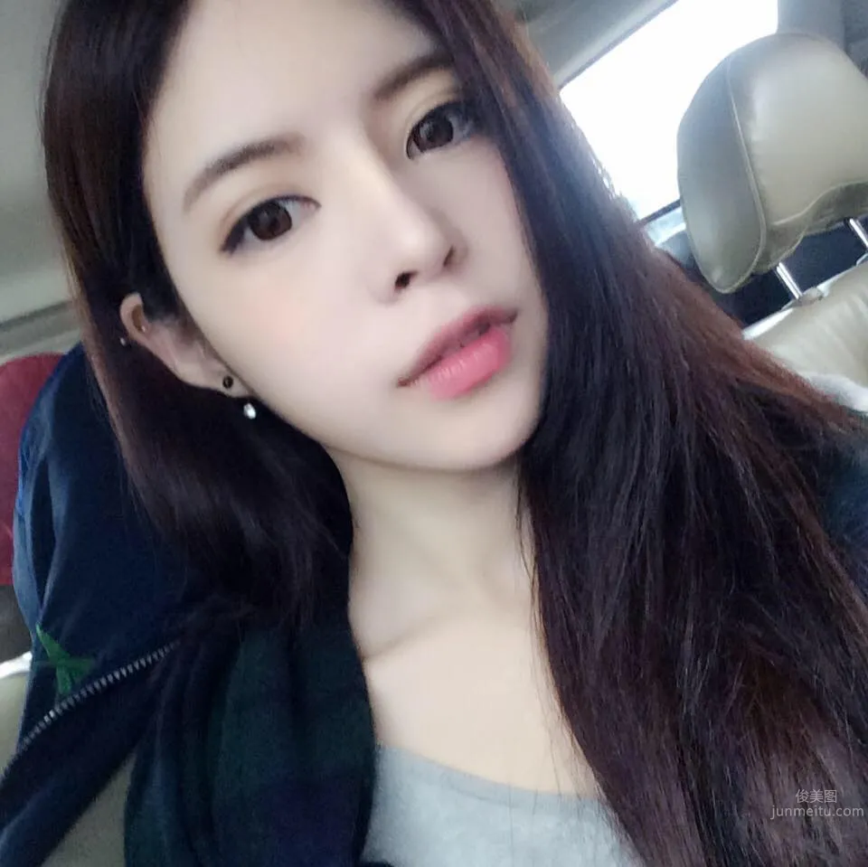 Que Yiying: Ying- S photo 22